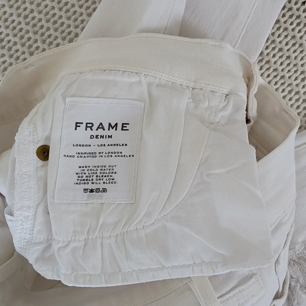 FRAME NWOT Le Skinny de Jeanne Blanc Distressed Jeans 26x29 USA Made‎ $228